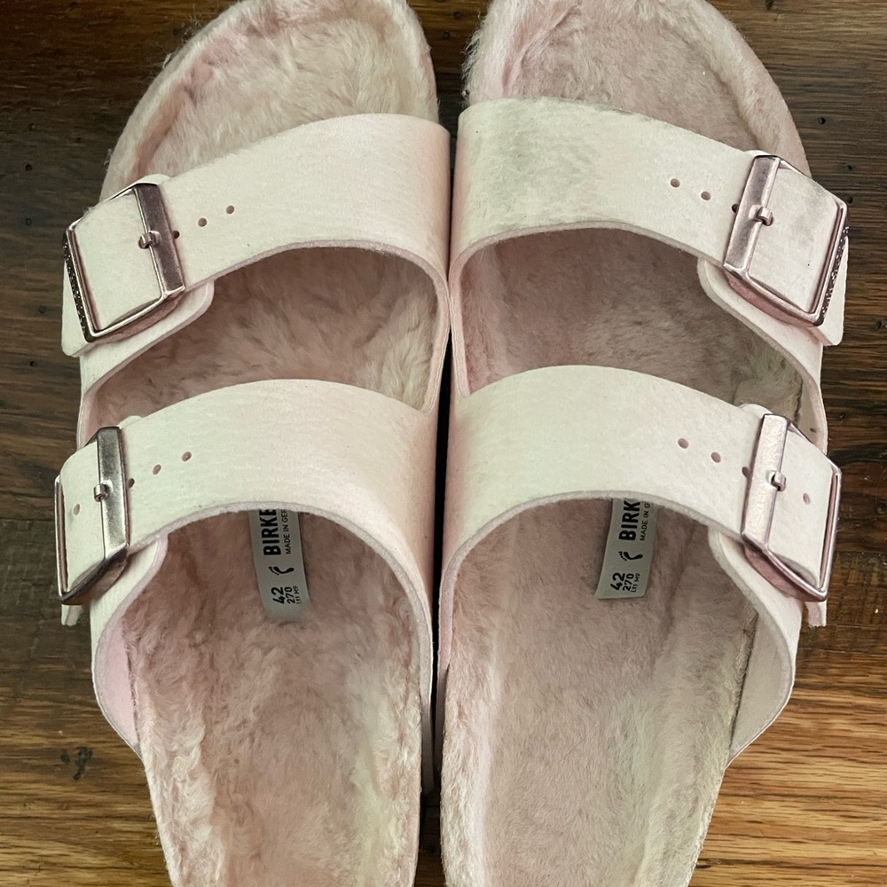 Birkenstock Women's Light Pink Fuzzy Sandals